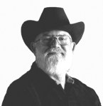 Eastvale Mayor Ike Bootsma