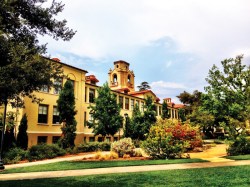 Photo Courtesy:  Pomona.edu Pomona College campus in Claremont, CA