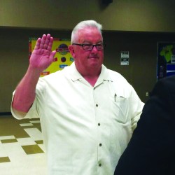Photo courtesy: City of Eastvale Richard “Dickie” Simmons was sworn in at the Eastvale City Council meeting on May 11. 
