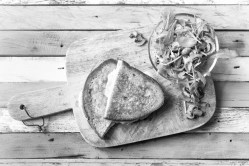 bw-fig-and-brie-grilled-cheese-31750705